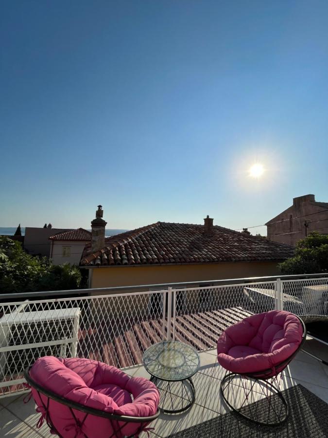 Kuca Za Odmor Ambra / Centar Crikvenice Crikvenica Kültér fotó
